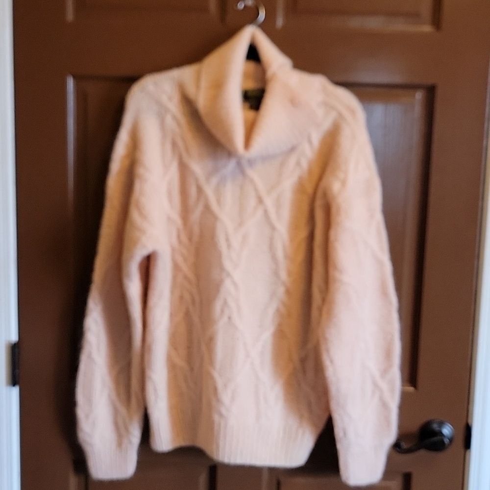 Britches of Georgetown-Mohair blend pink pullover sweater Size S/M.